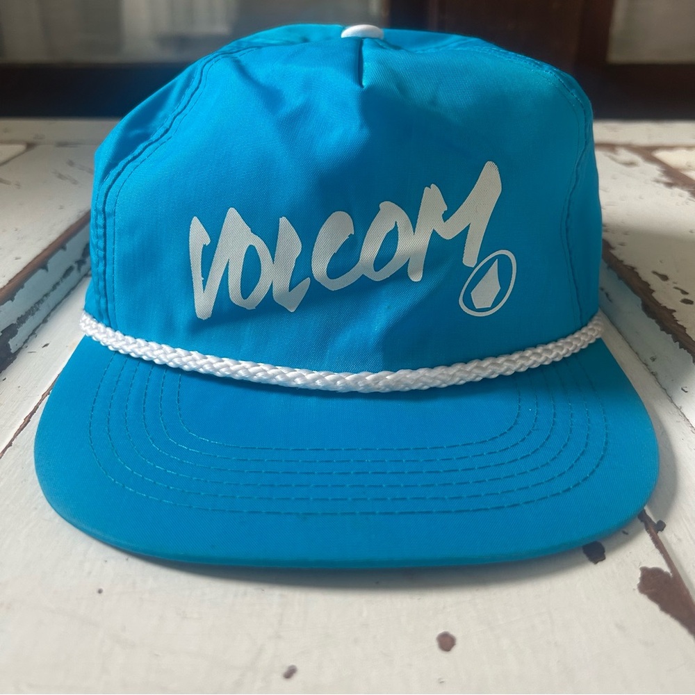Vintage Volcom Snap Back Hat